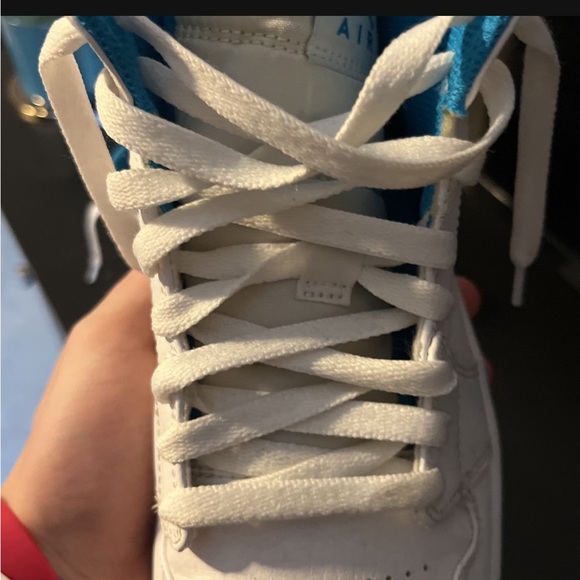 Jordan 1 laser blue size 7.5 worn one time - Picture 3 of 6